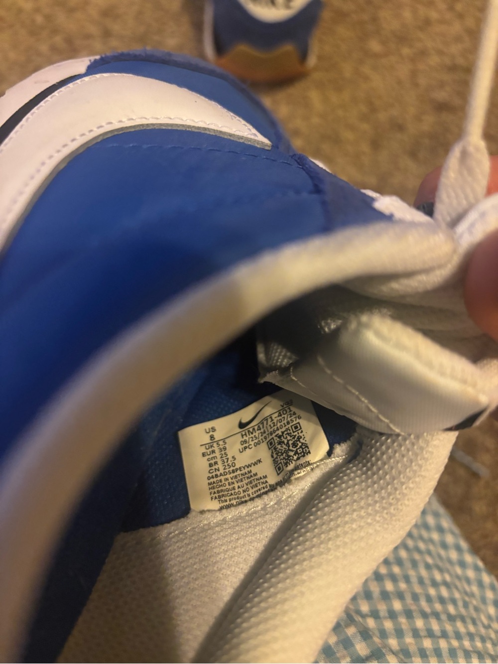 Nike Blue and White Low-Profile Running Shoes - Picture 4 of 5